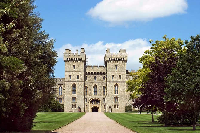 London: Windsor Castle, Stonehenge, Oxford Day Trip with Entry